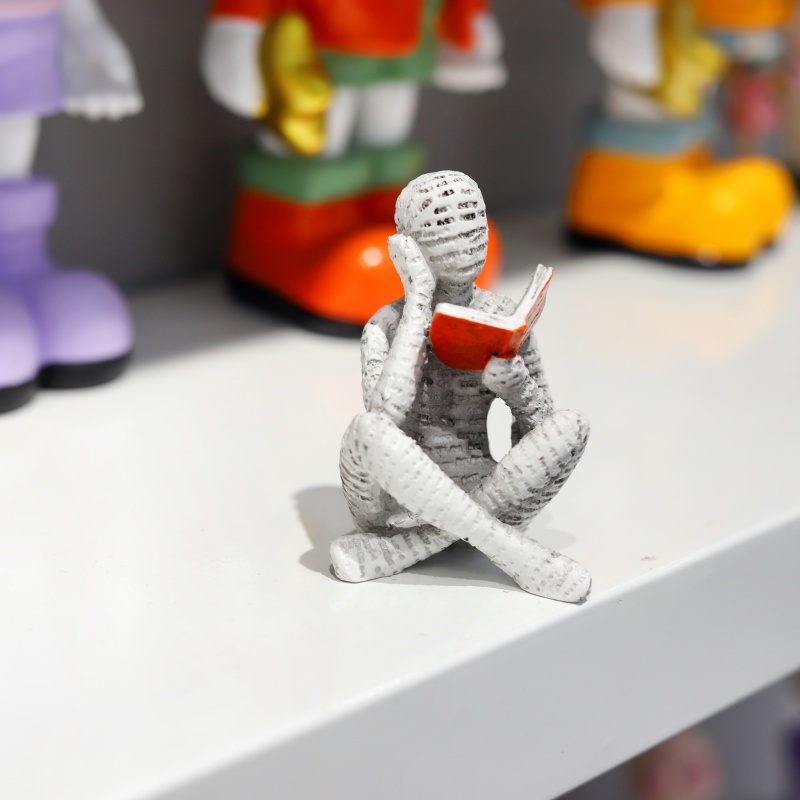 1Pc, Reading Paper Pulp Woman  – обзор и цена Resin Art Design