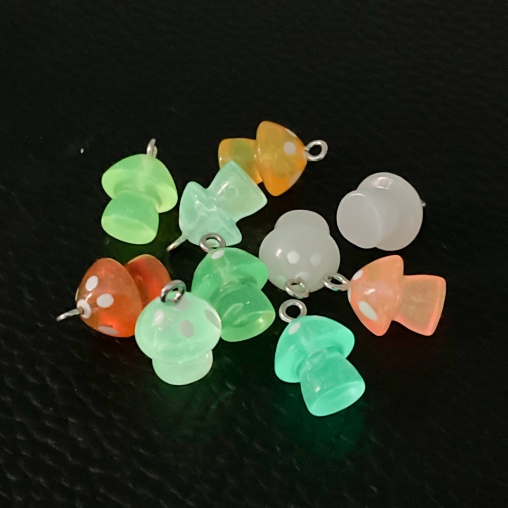 16pcs Luminous Mushroom Charms – обзор и цена Resin Art Essentials