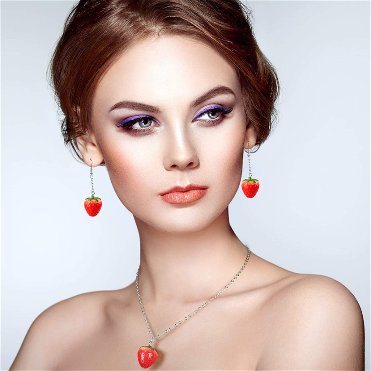 SG04 Cute 5pcs Strawberry Frui – обзор и цена Resin Art Necklace